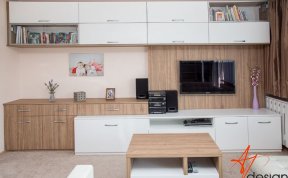 Návrh a realizace obývací stěny