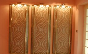 vitráže zachráněné z Karlových Varů