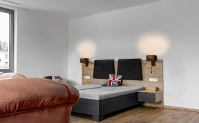 Realizace prostorné ložnice s obývákem