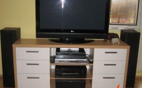 Návrh a realizace obývacího pokoje a šatny - Praha 4